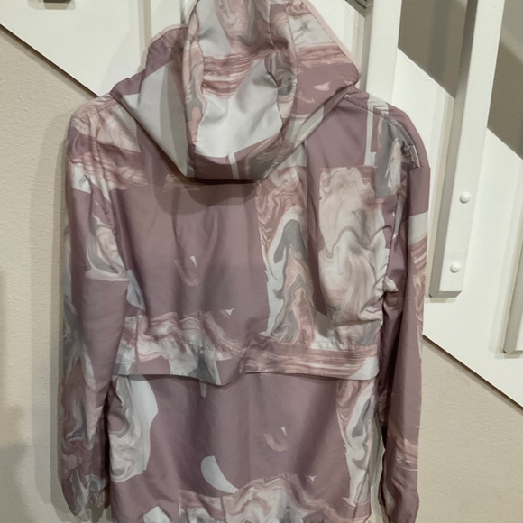 Nike jacket - Picture 2 of 5